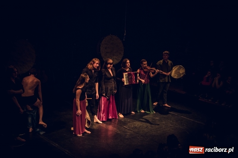 Zdjęcie w galerii na portalu naszraciborz.pl: Ghost dance na scenie RCK  wiadomości z regionu