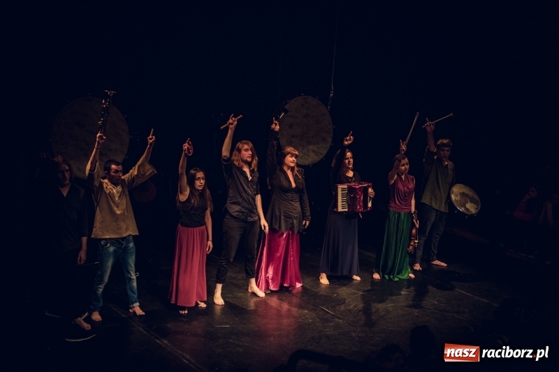 Zdjęcie w galerii na portalu naszraciborz.pl: Ghost dance na scenie RCK  wiadomości z regionu