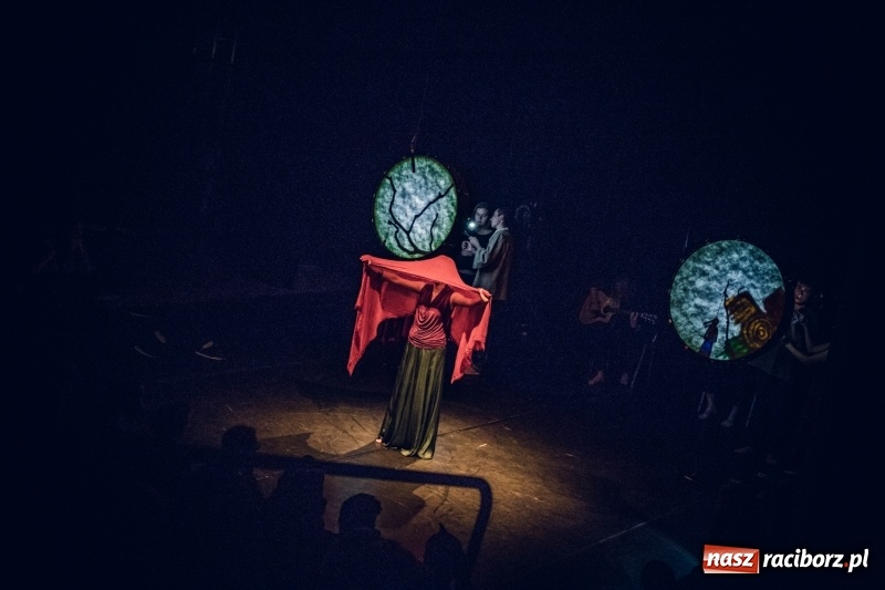 Zdjęcie w galerii na portalu naszraciborz.pl: Ghost dance na scenie RCK  wiadomości z regionu