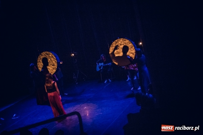 Zdjęcie w galerii na portalu naszraciborz.pl: Ghost dance na scenie RCK  wiadomości z regionu