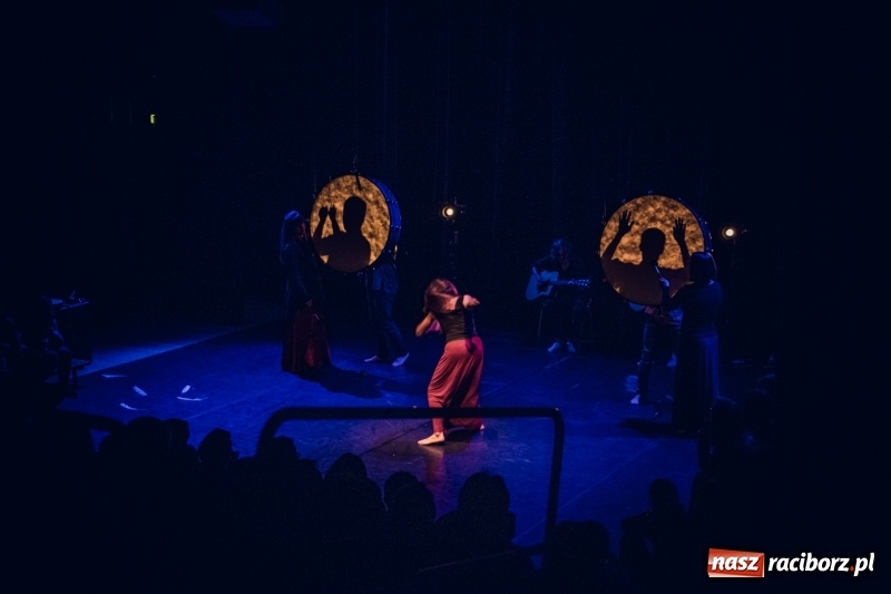 Zdjęcie w galerii na portalu naszraciborz.pl: Ghost dance na scenie RCK  wiadomości z regionu