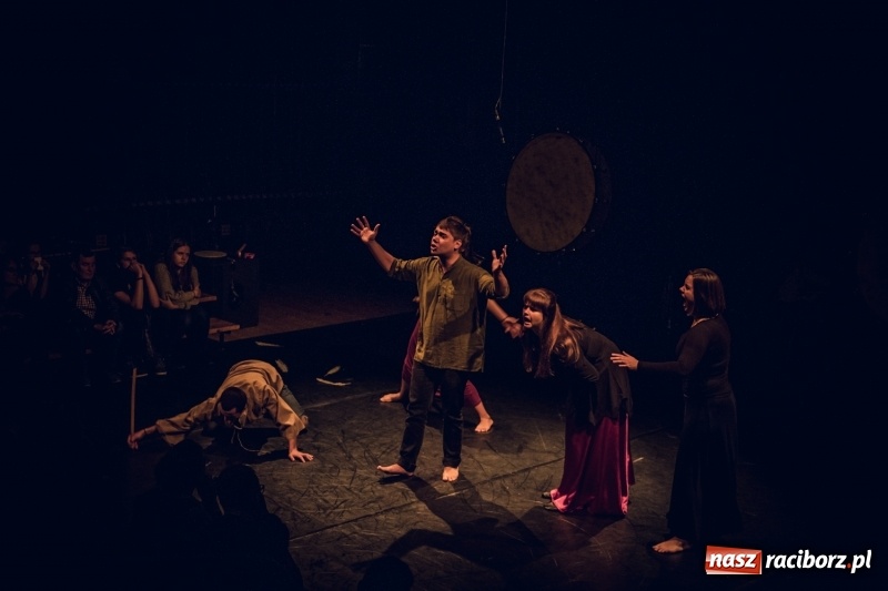 Zdjęcie w galerii na portalu naszraciborz.pl: Ghost dance na scenie RCK  wiadomości z regionu