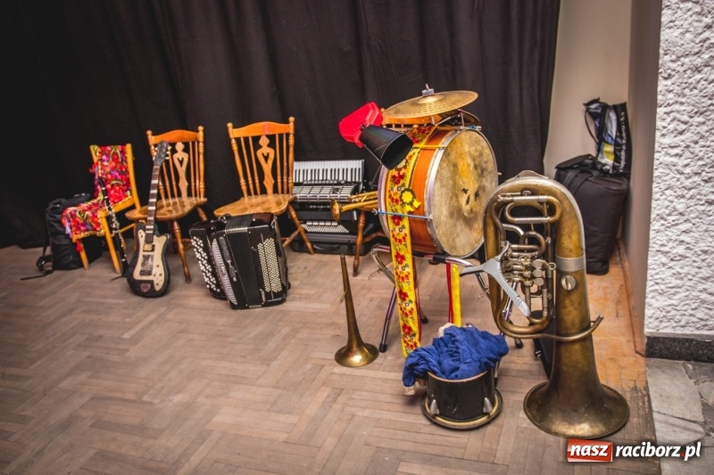 Zdjęcie w galerii na portalu naszraciborz.pl: Parkiet kawiarni Tęczowa znów był pełen tancerzy FOTO i WIDEO wiadomości z regionu