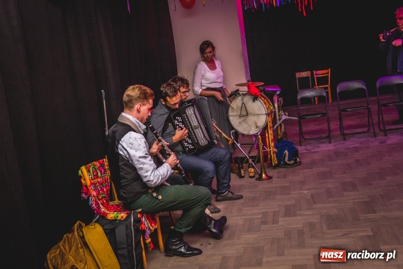 Zdjęcie w galerii na portalu naszraciborz.pl: Parkiet kawiarni Tęczowa znów był pełen tancerzy FOTO i WIDEO wiadomości z regionu