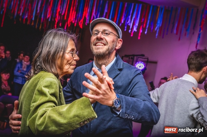 Zdjęcie w galerii na portalu naszraciborz.pl: Parkiet kawiarni Tęczowa znów był pełen tancerzy FOTO i WIDEO wiadomości z regionu