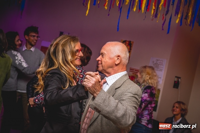 Zdjęcie w galerii na portalu naszraciborz.pl: Parkiet kawiarni Tęczowa znów był pełen tancerzy FOTO i WIDEO wiadomości z regionu