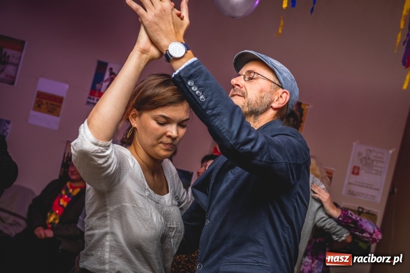 Zdjęcie w galerii na portalu naszraciborz.pl: Parkiet kawiarni Tęczowa znów był pełen tancerzy FOTO i WIDEO wiadomości z regionu