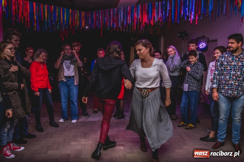 Zdjęcie w galerii na portalu naszraciborz.pl: Parkiet kawiarni Tęczowa znów był pełen tancerzy FOTO i WIDEO wiadomości z regionu