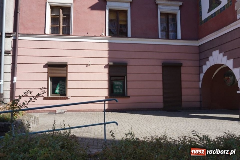 Zdjęcie w galerii na portalu naszraciborz.pl: Władza mówi, że Racibórz się rozwija i ma się dobrze...  wiadomości z regionu