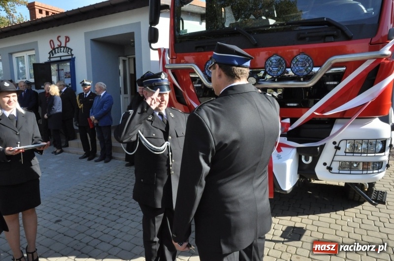 Zdjęcie w galerii na portalu naszraciborz.pl: OSP Racibórz Brzezie ma już 140 lat! wiadomości z regionu