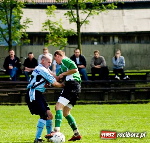 Zdjęcie w galerii na portalu naszraciborz.pl: Sprawiedliwy remis w trudnych warunkach wiadomości z regionu