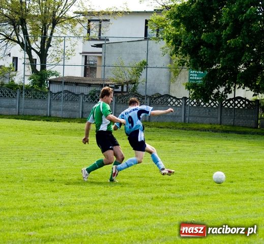 Zdjęcie w galerii na portalu naszraciborz.pl: Sprawiedliwy remis w trudnych warunkach wiadomości z regionu