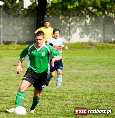 Zdjęcie w galerii na portalu naszraciborz.pl: Sprawiedliwy remis w trudnych warunkach wiadomości z regionu