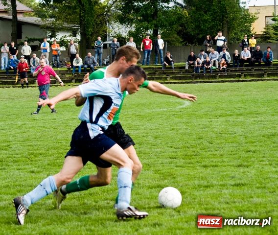 Zdjęcie w galerii na portalu naszraciborz.pl: Sprawiedliwy remis w trudnych warunkach wiadomości z regionu