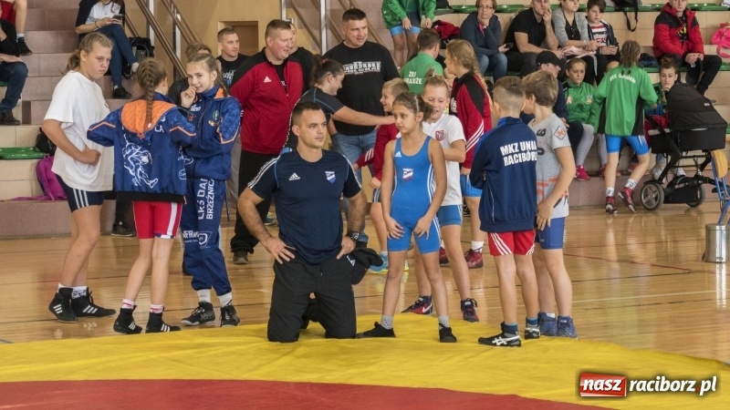 Zdjęcie w galerii na portalu naszraciborz.pl: Zapaśnicze zmagania na matach w Rudniku  wiadomości z regionu