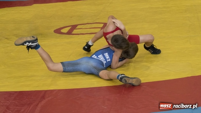 Zdjęcie w galerii na portalu naszraciborz.pl: Zapaśnicze zmagania na matach w Rudniku  wiadomości z regionu