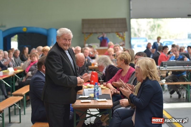 Zdjęcie w galerii na portalu naszraciborz.pl: Mniejszość niemiecka spotkała się w Pietrowicach Wielkich  wiadomości z regionu
