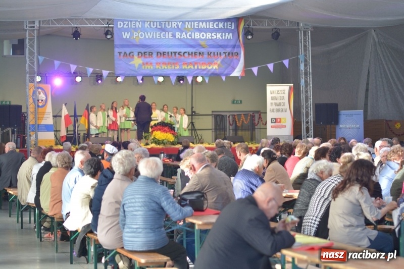 Zdjęcie w galerii na portalu naszraciborz.pl: Mniejszość niemiecka spotkała się w Pietrowicach Wielkich  wiadomości z regionu