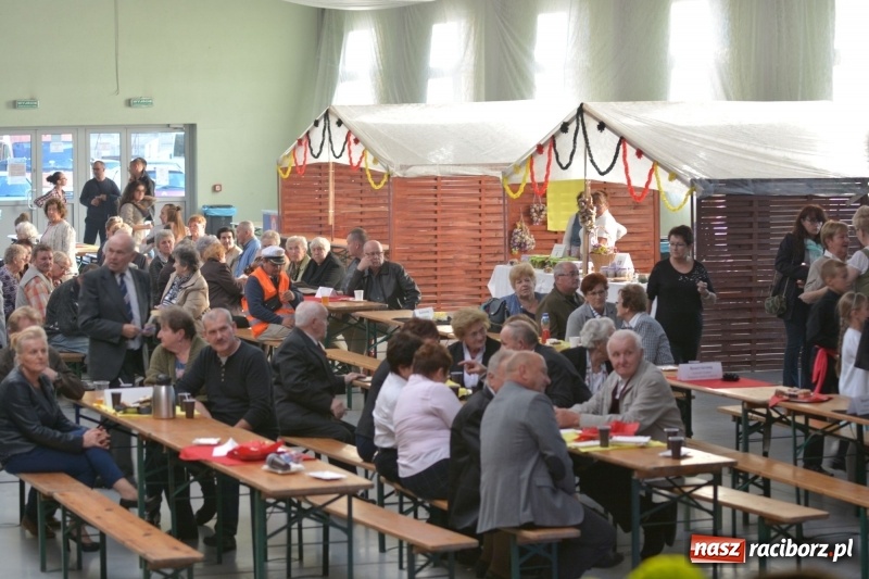 Zdjęcie w galerii na portalu naszraciborz.pl: Mniejszość niemiecka spotkała się w Pietrowicach Wielkich  wiadomości z regionu