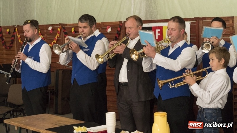 Zdjęcie w galerii na portalu naszraciborz.pl: Mniejszość niemiecka spotkała się w Pietrowicach Wielkich  wiadomości z regionu