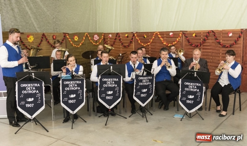 Zdjęcie w galerii na portalu naszraciborz.pl: Mniejszość niemiecka spotkała się w Pietrowicach Wielkich  wiadomości z regionu