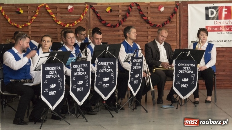 Zdjęcie w galerii na portalu naszraciborz.pl: Mniejszość niemiecka spotkała się w Pietrowicach Wielkich  wiadomości z regionu