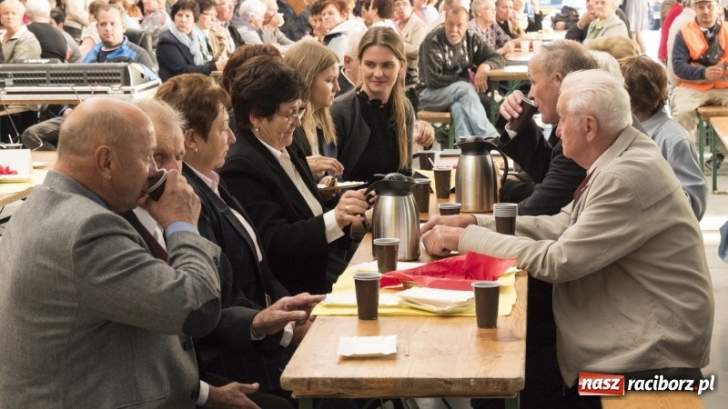 Zdjęcie w galerii na portalu naszraciborz.pl: Mniejszość niemiecka spotkała się w Pietrowicach Wielkich  wiadomości z regionu