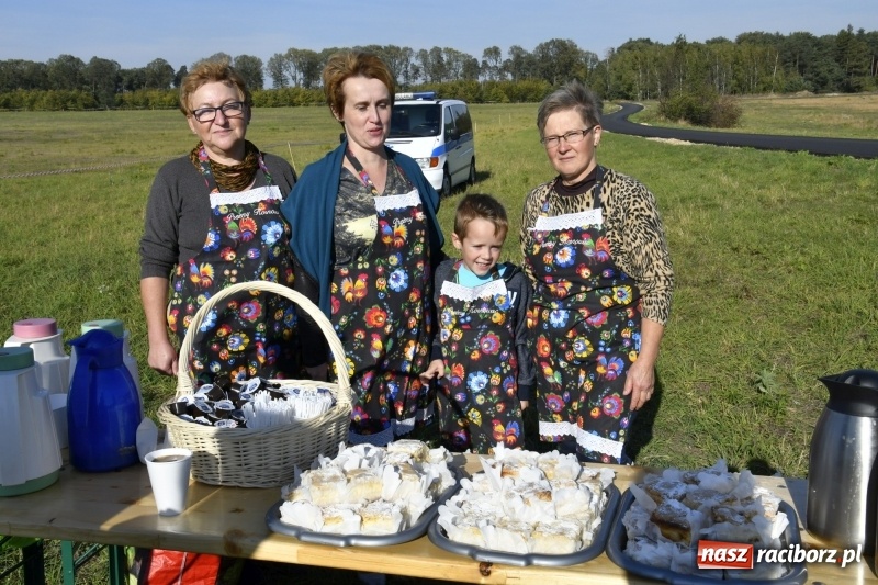 Zdjęcie w galerii na portalu naszraciborz.pl: Piękna pogoda, malownicze krajobrazy i pogoń za lisem – Hubertus w Kornowacu FOTO i WIDEO wiadomości z regionu
