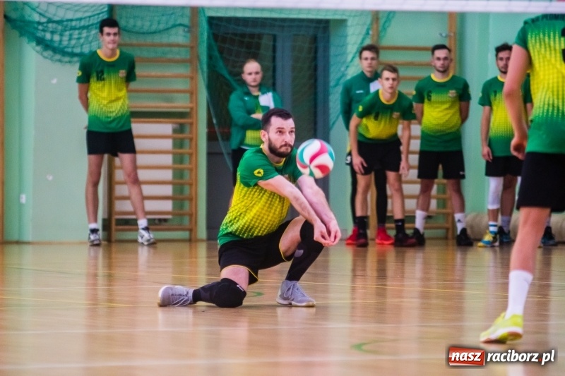 Zdjęcie w galerii na portalu naszraciborz.pl: Siatkówka: Płomień Przystajń dzielnie walczył, lecz punktów nie uświadczył wiadomości z regionu