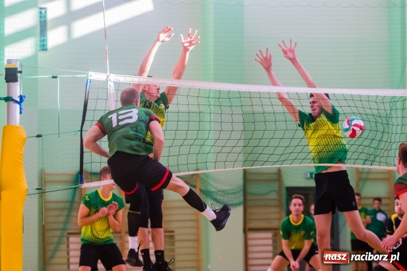 Zdjęcie w galerii na portalu naszraciborz.pl: Siatkówka: Płomień Przystajń dzielnie walczył, lecz punktów nie uświadczył wiadomości z regionu