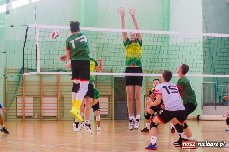 Zdjęcie w galerii na portalu naszraciborz.pl: Siatkówka: Płomień Przystajń dzielnie walczył, lecz punktów nie uświadczył wiadomości z regionu