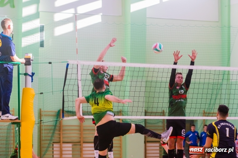 Zdjęcie w galerii na portalu naszraciborz.pl: Siatkówka: Płomień Przystajń dzielnie walczył, lecz punktów nie uświadczył wiadomości z regionu