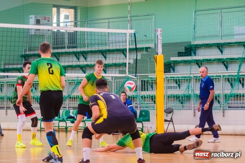 Zdjęcie w galerii na portalu naszraciborz.pl: Siatkówka: Płomień Przystajń dzielnie walczył, lecz punktów nie uświadczył wiadomości z regionu