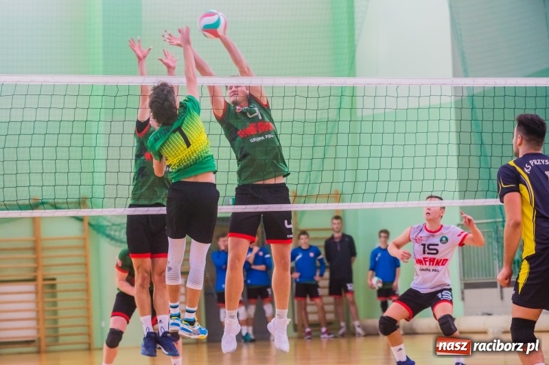 Zdjęcie w galerii na portalu naszraciborz.pl: Siatkówka: Płomień Przystajń dzielnie walczył, lecz punktów nie uświadczył wiadomości z regionu