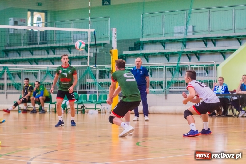 Zdjęcie w galerii na portalu naszraciborz.pl: Siatkówka: Płomień Przystajń dzielnie walczył, lecz punktów nie uświadczył wiadomości z regionu