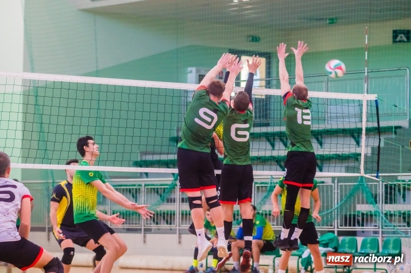 Zdjęcie w galerii na portalu naszraciborz.pl: Siatkówka: Płomień Przystajń dzielnie walczył, lecz punktów nie uświadczył wiadomości z regionu