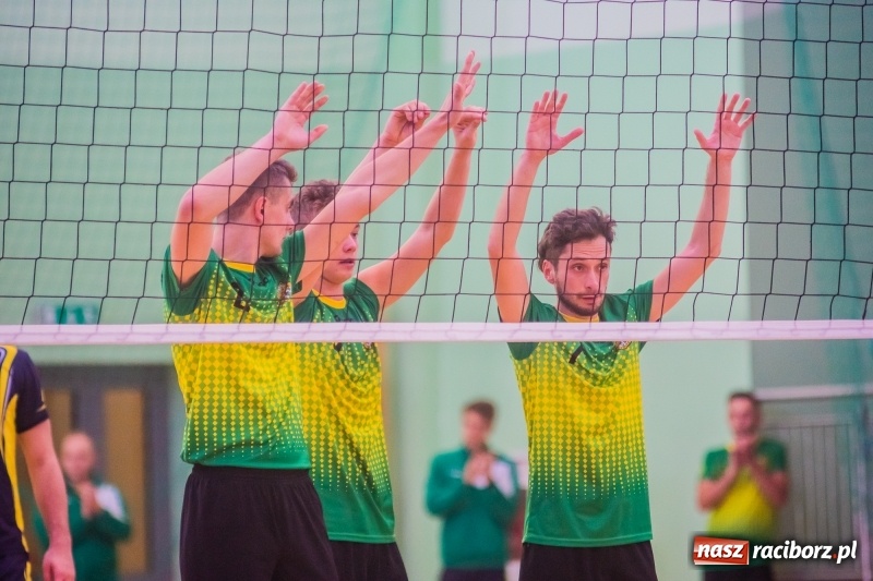 Zdjęcie w galerii na portalu naszraciborz.pl: Siatkówka: Płomień Przystajń dzielnie walczył, lecz punktów nie uświadczył wiadomości z regionu