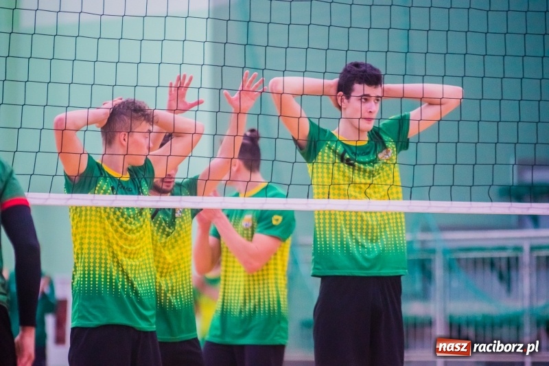 Zdjęcie w galerii na portalu naszraciborz.pl: Siatkówka: Płomień Przystajń dzielnie walczył, lecz punktów nie uświadczył wiadomości z regionu