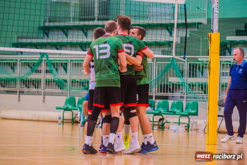 Zdjęcie w galerii na portalu naszraciborz.pl: Siatkówka: Płomień Przystajń dzielnie walczył, lecz punktów nie uświadczył wiadomości z regionu