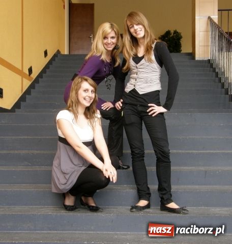 Zdjęcie w galerii na portalu naszraciborz.pl: Amor przychylny dla naszych dziewczyn wiadomości z regionu