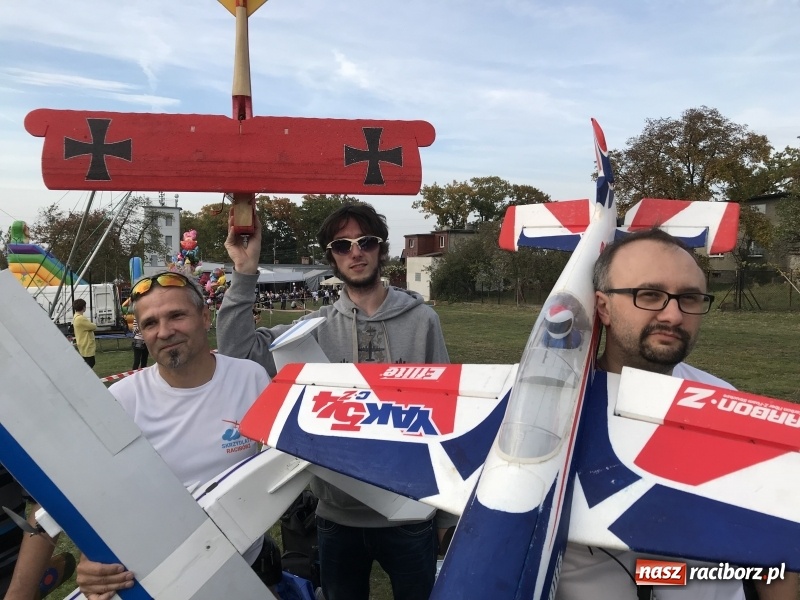 Zdjęcie w galerii na portalu naszraciborz.pl: I ty możesz zostać strażakiem, czyli rodzinny festyn w Brzeziu  wiadomości z regionu