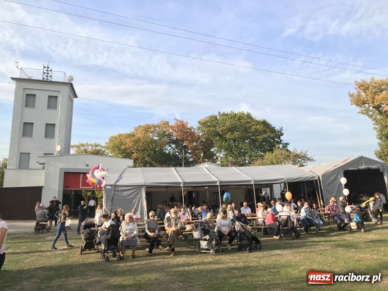 Zdjęcie w galerii na portalu naszraciborz.pl: I ty możesz zostać strażakiem, czyli rodzinny festyn w Brzeziu  wiadomości z regionu