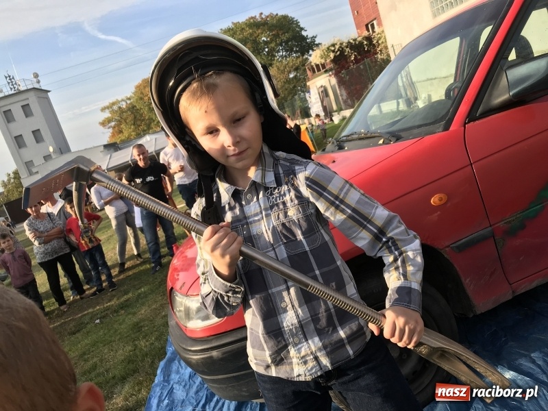 Zdjęcie w galerii na portalu naszraciborz.pl: I ty możesz zostać strażakiem, czyli rodzinny festyn w Brzeziu  wiadomości z regionu