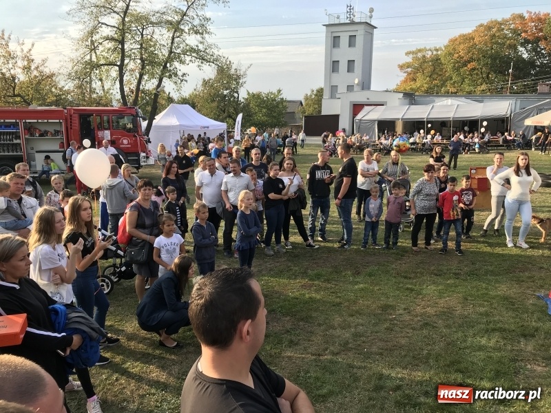 Zdjęcie w galerii na portalu naszraciborz.pl: I ty możesz zostać strażakiem, czyli rodzinny festyn w Brzeziu  wiadomości z regionu