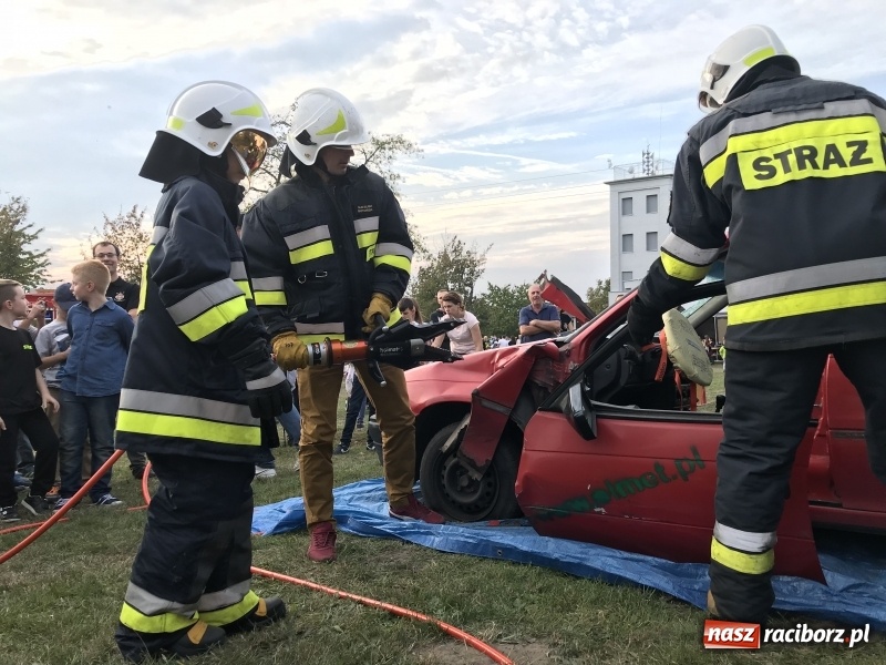 Zdjęcie w galerii na portalu naszraciborz.pl: I ty możesz zostać strażakiem, czyli rodzinny festyn w Brzeziu  wiadomości z regionu