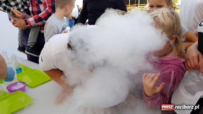 Zdjęcie w galerii na portalu naszraciborz.pl: I ty możesz zostać strażakiem, czyli rodzinny festyn w Brzeziu  wiadomości z regionu