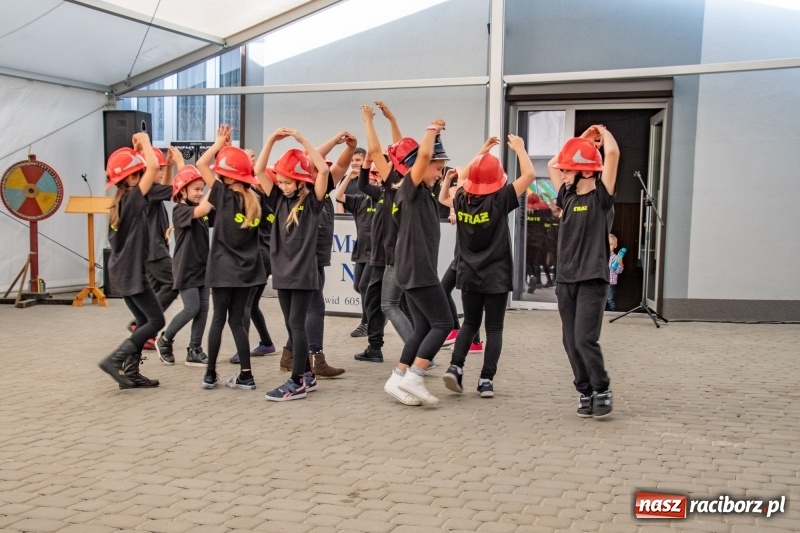 Zdjęcie w galerii na portalu naszraciborz.pl: I ty możesz zostać strażakiem, czyli rodzinny festyn w Brzeziu  wiadomości z regionu