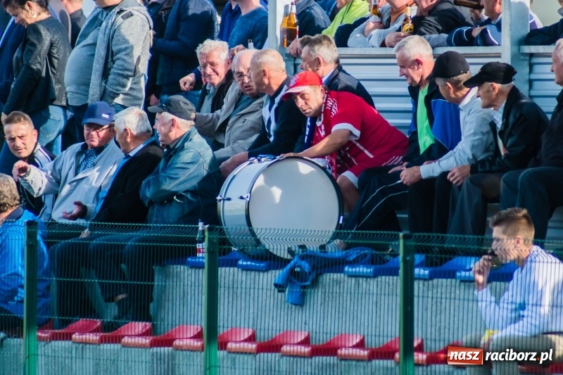 Zdjęcie w galerii na portalu naszraciborz.pl: Nie taki lider straszny jak go malują. Wielkie derby gminy Krzyżanowice na remis wiadomości z regionu