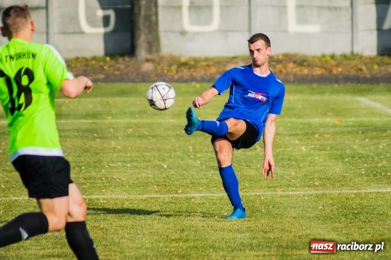 Zdjęcie w galerii na portalu naszraciborz.pl: Nie taki lider straszny jak go malują. Wielkie derby gminy Krzyżanowice na remis wiadomości z regionu