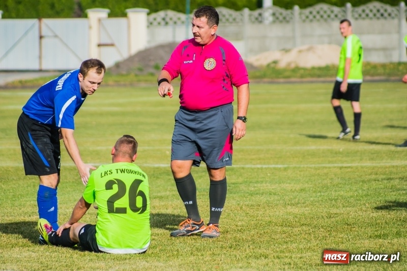 Zdjęcie w galerii na portalu naszraciborz.pl: Nie taki lider straszny jak go malują. Wielkie derby gminy Krzyżanowice na remis wiadomości z regionu